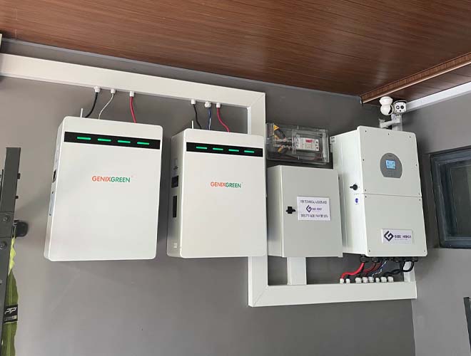 Rooftop solar array connected to an on-grid and hybrid inverter system